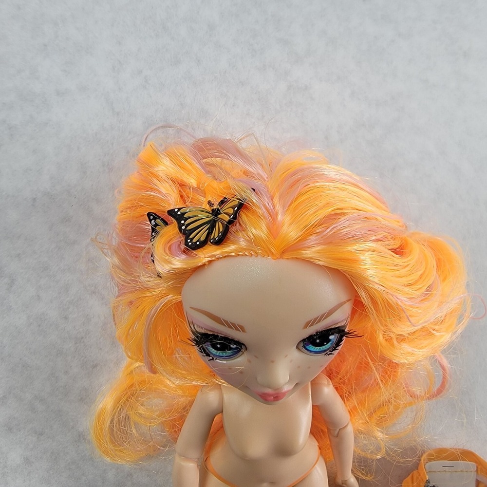 Rainbow High Poppy Rowan Orange Butterfly Doll Accessories Rainbow Surprise - Picture 8 of 8